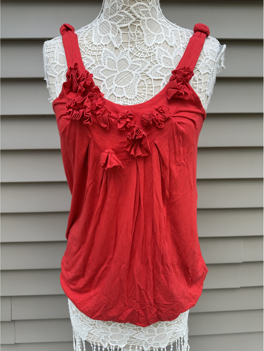 Twenty One Red Floral Ruffle Tank Top Boho Chic Summer Muscle Tee